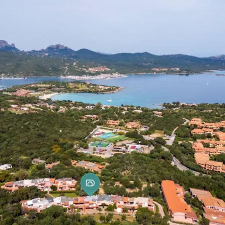 - In Centro, 8 Minuti Da Ira Porto Rotondo